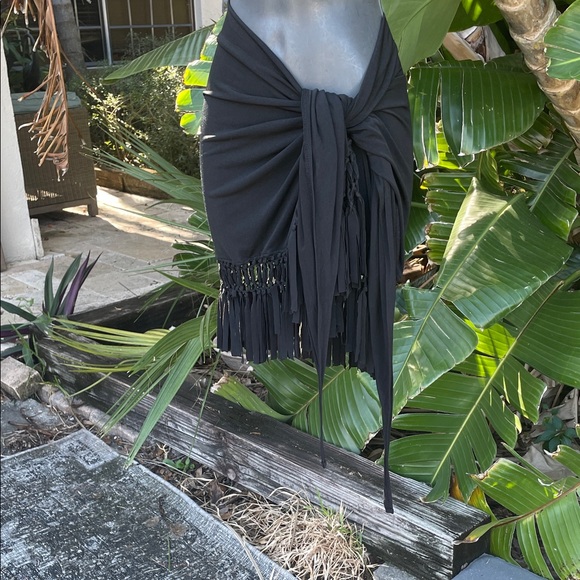 Soma wrap, fringe sarong skirt or apron ski skirt - Picture 3 of 6